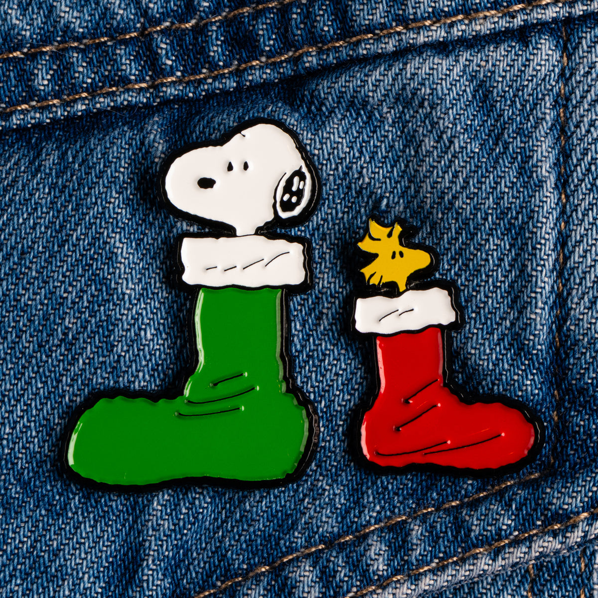 Peanuts Enamel Pin - Stockings Set of 2