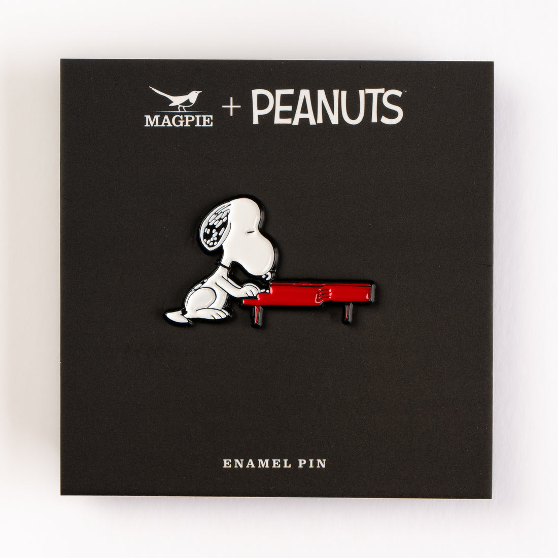 Peanuts Enamel Pin - Music Lover Piano