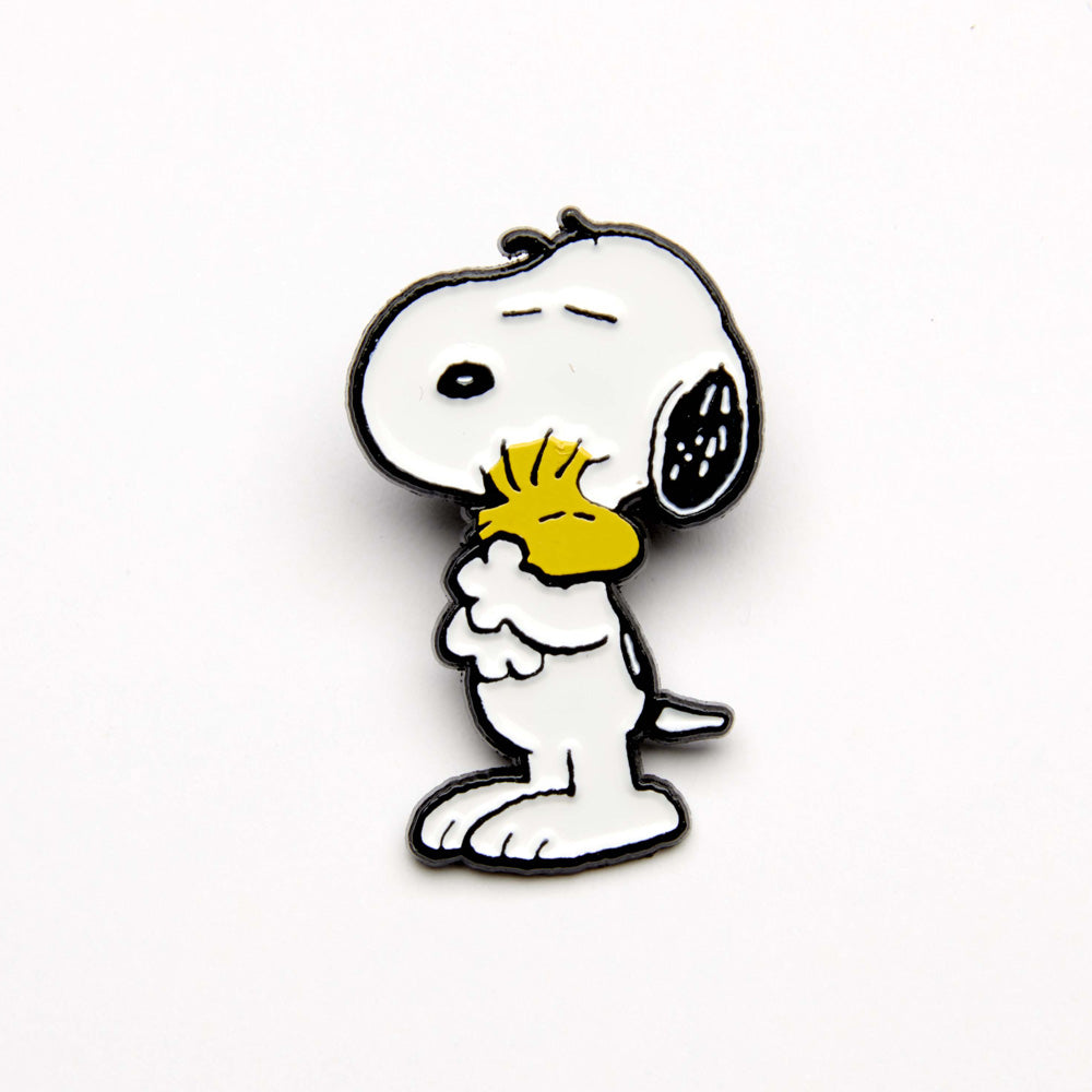 Peanuts Give Hugs Enamel Pin - Hugs