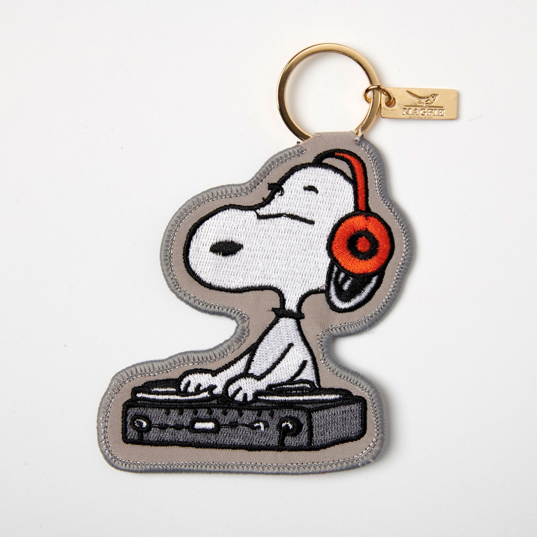 Magpie x Peanuts Key Charm DJ