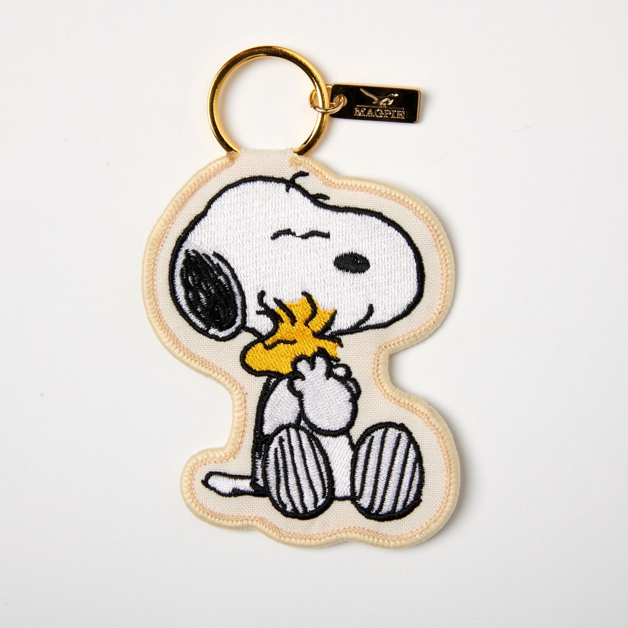 Magpie x Peanuts Key Charm Hug